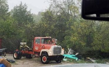 Ford-l8000-diesel-1983-orange