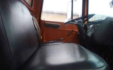 Ford-l8000-diesel-1983-orange-8
