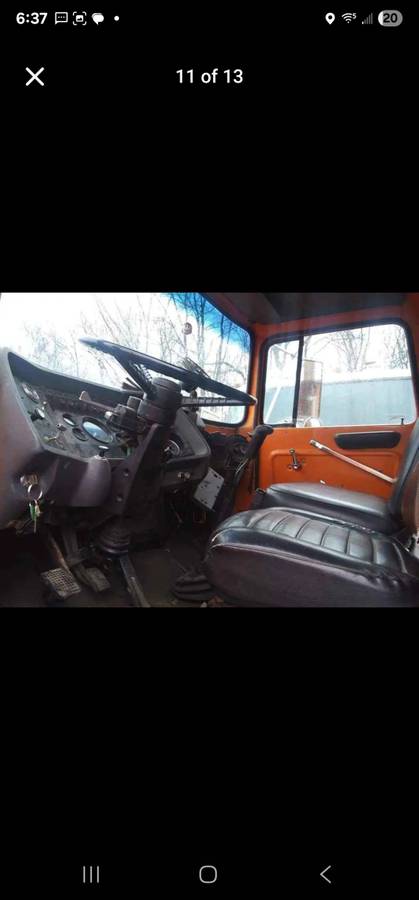 Ford-l8000-diesel-1983-orange-9