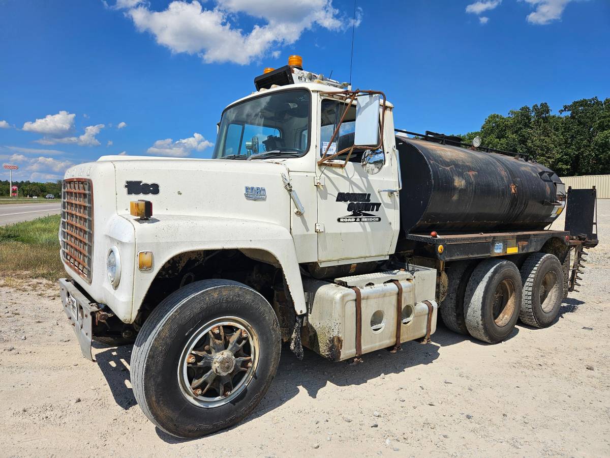 Ford-lt9000-diesel-1982-1