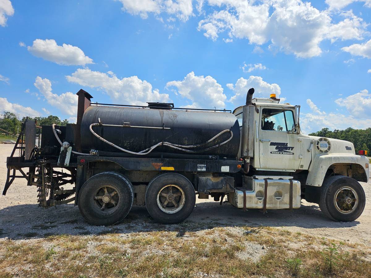 Ford-lt9000-diesel-1982-14