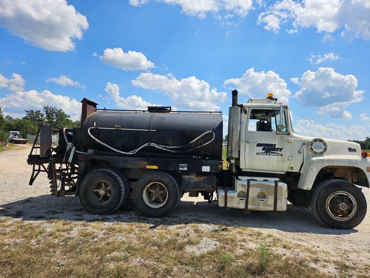 Ford-lt9000-diesel-1982-15