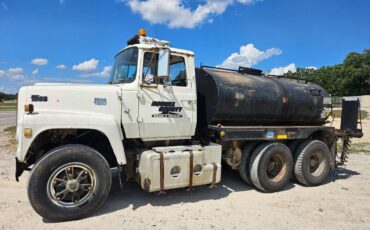 Ford-lt9000-diesel-1982-2