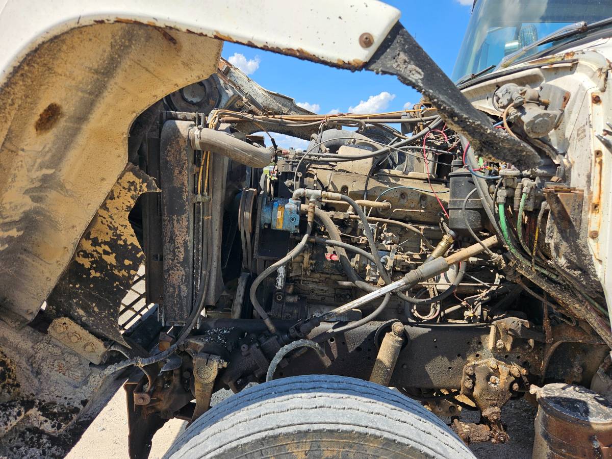 Ford-lt9000-diesel-1982-22