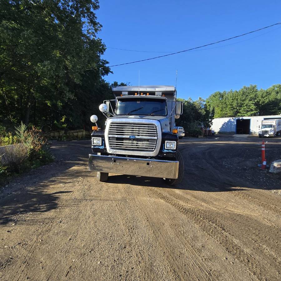Ford-lt9000f-diesel-1995-silver-3
