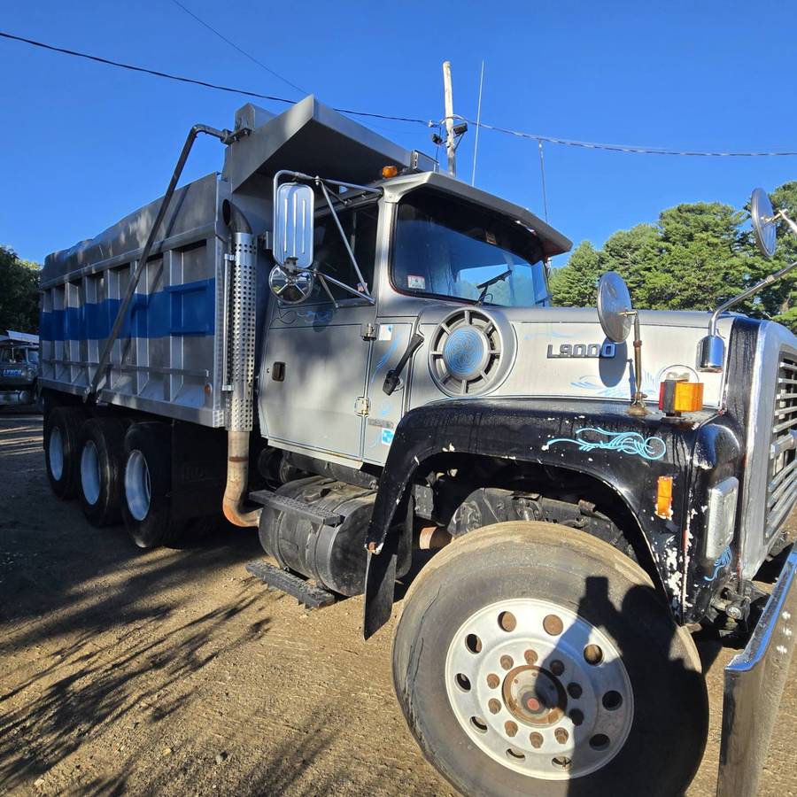 Ford-lt9000f-diesel-1995-silver-4