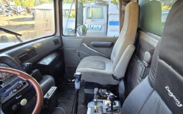 Ford-lt9000f-diesel-1995-silver-8
