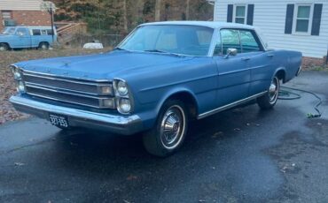 Ford-ltd-1966-blue