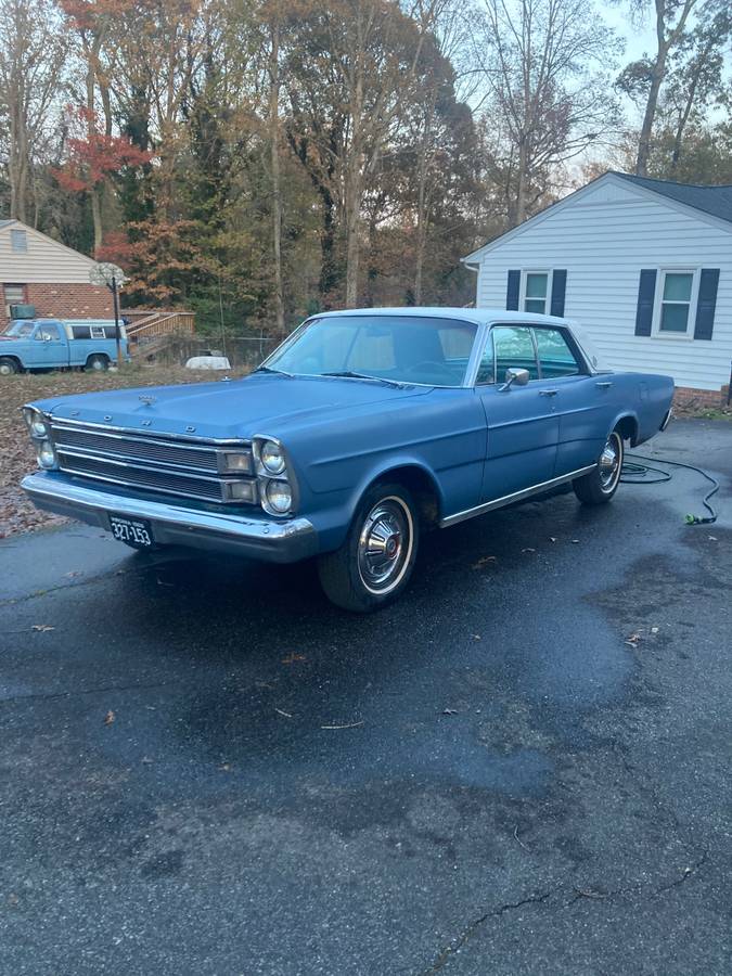 Ford-ltd-1966-blue