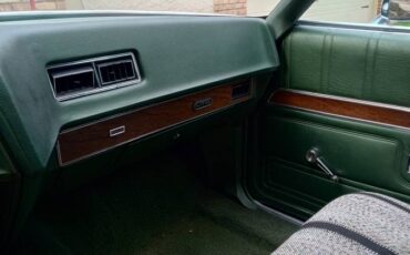 Ford-ltd-1972-green-11
