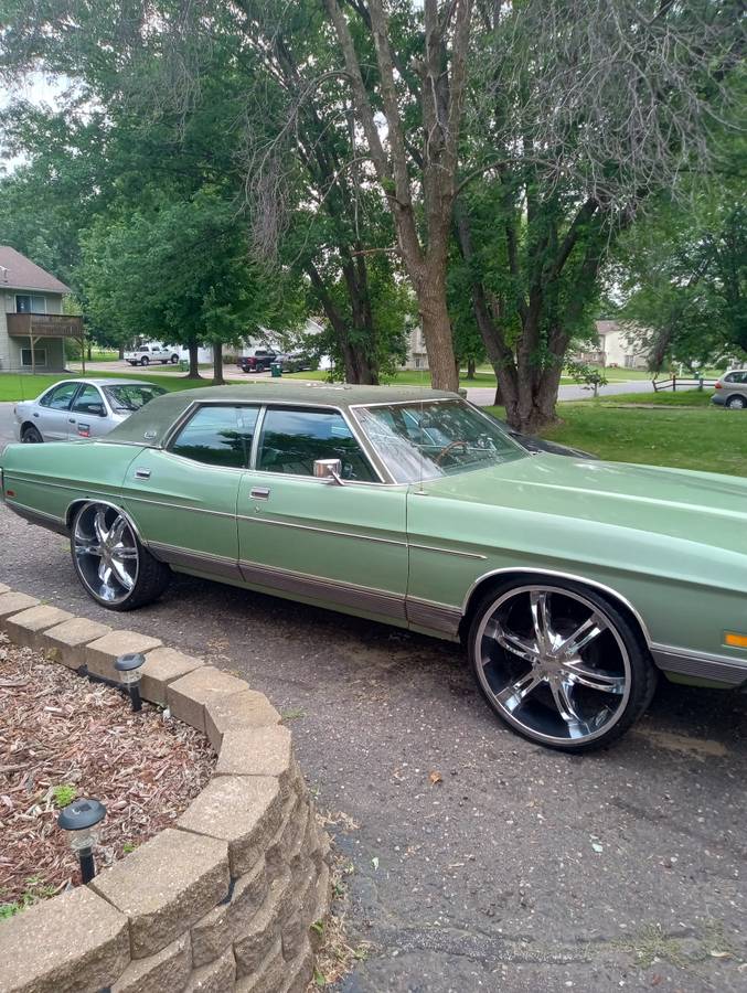Ford-ltd-1972-green-14