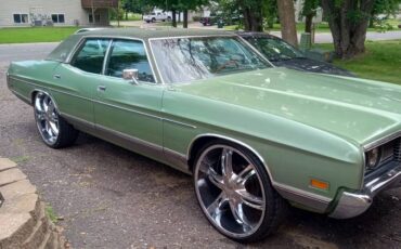 Ford-ltd-1972-green-16