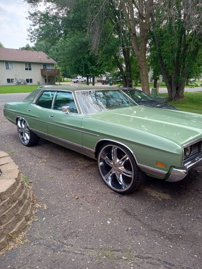 Ford-ltd-1972-green-16