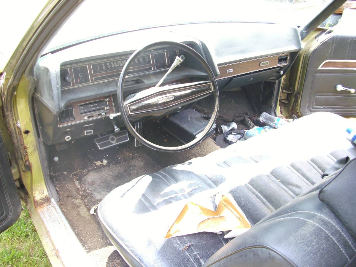 Ford-ltd-1972-green-7
