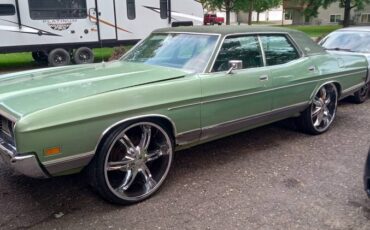 Ford-ltd-1972-green-8