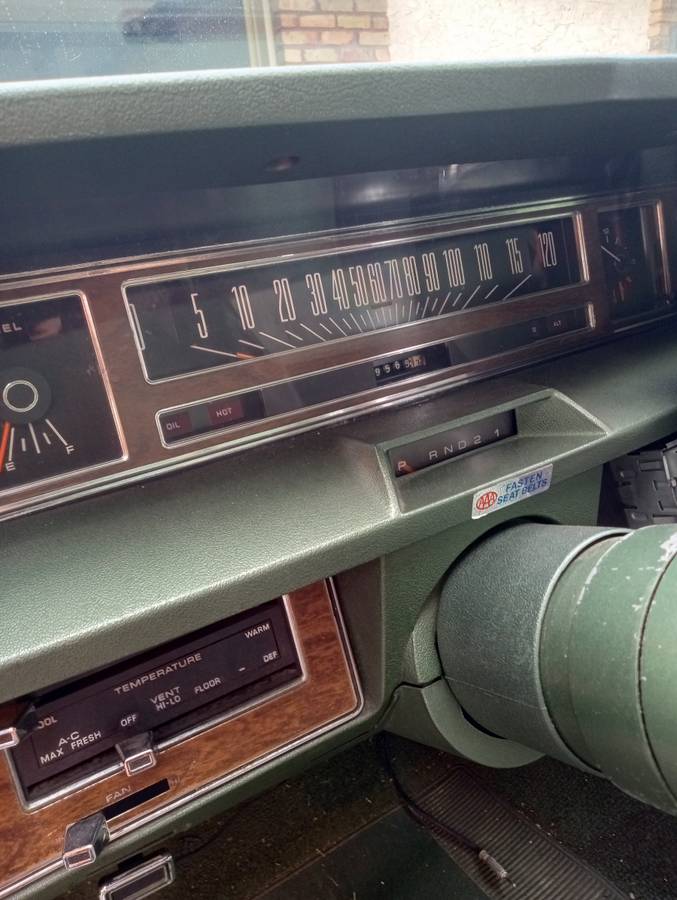 Ford-ltd-1972-green-9