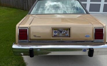 Ford-ltd-1984-custom-3