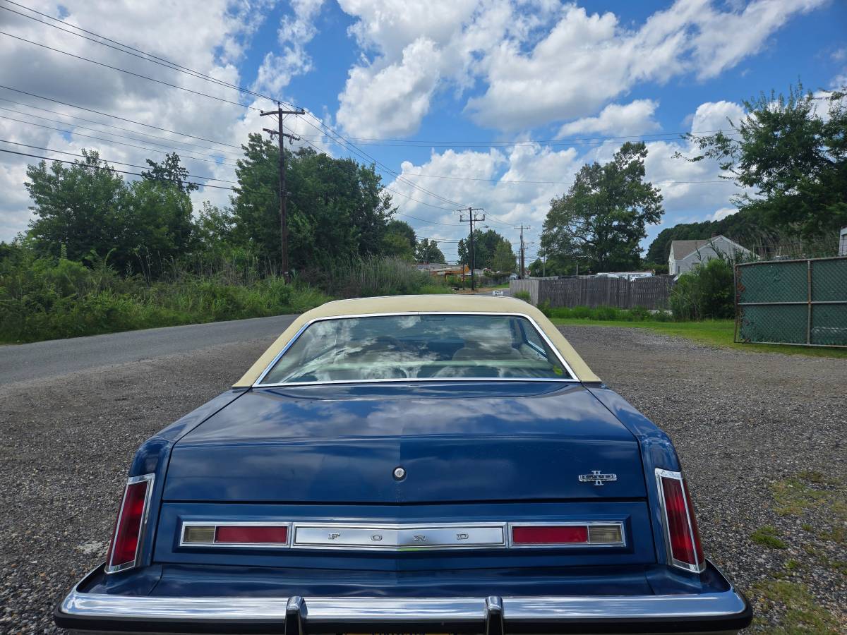Ford-ltd-ii-1977-blue-10