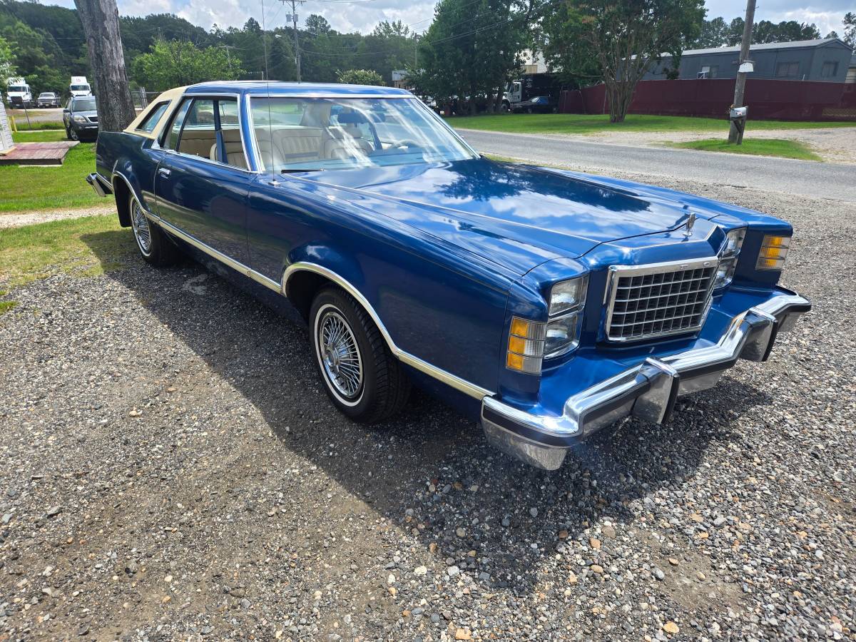 Ford-ltd-ii-1977-blue-3