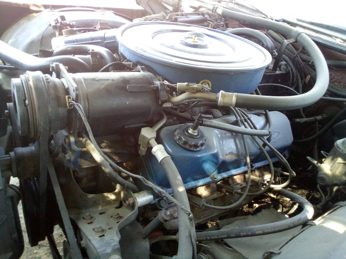 Ford-ltd-landau-1975-brown-11