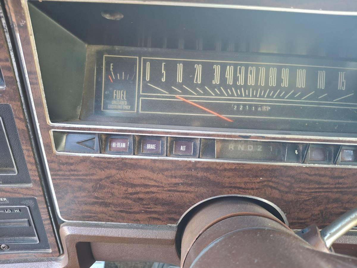 Ford-ltd-landau-1975-brown-18