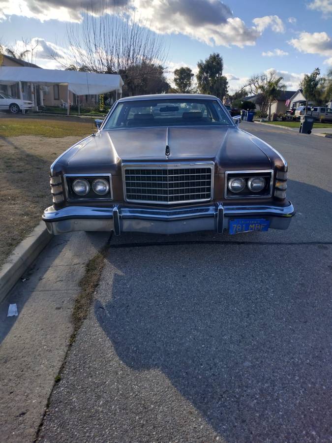 Ford-ltd-landau-1975-brown-4