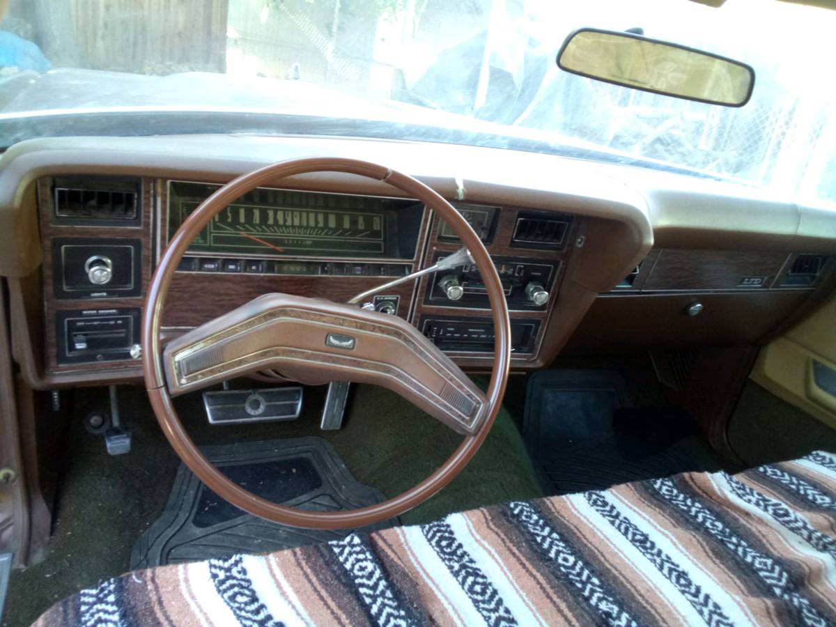 Ford-ltd-landau-1975-brown-6