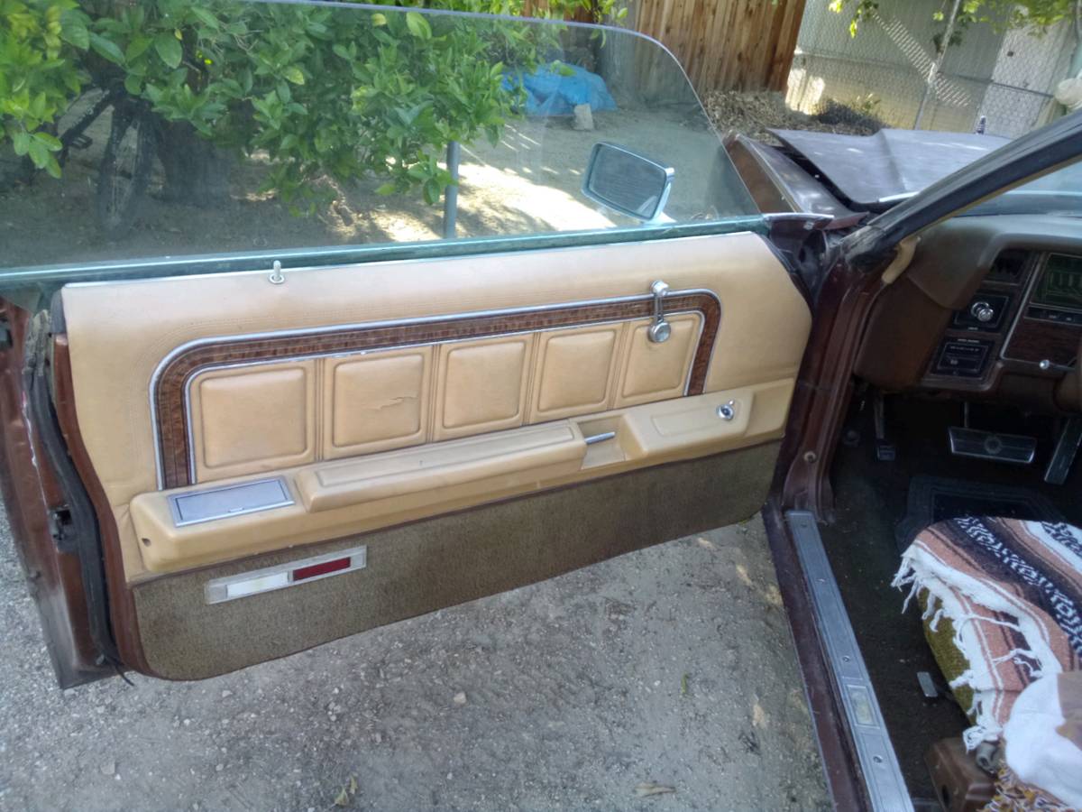 Ford-ltd-landau-1975-brown-7