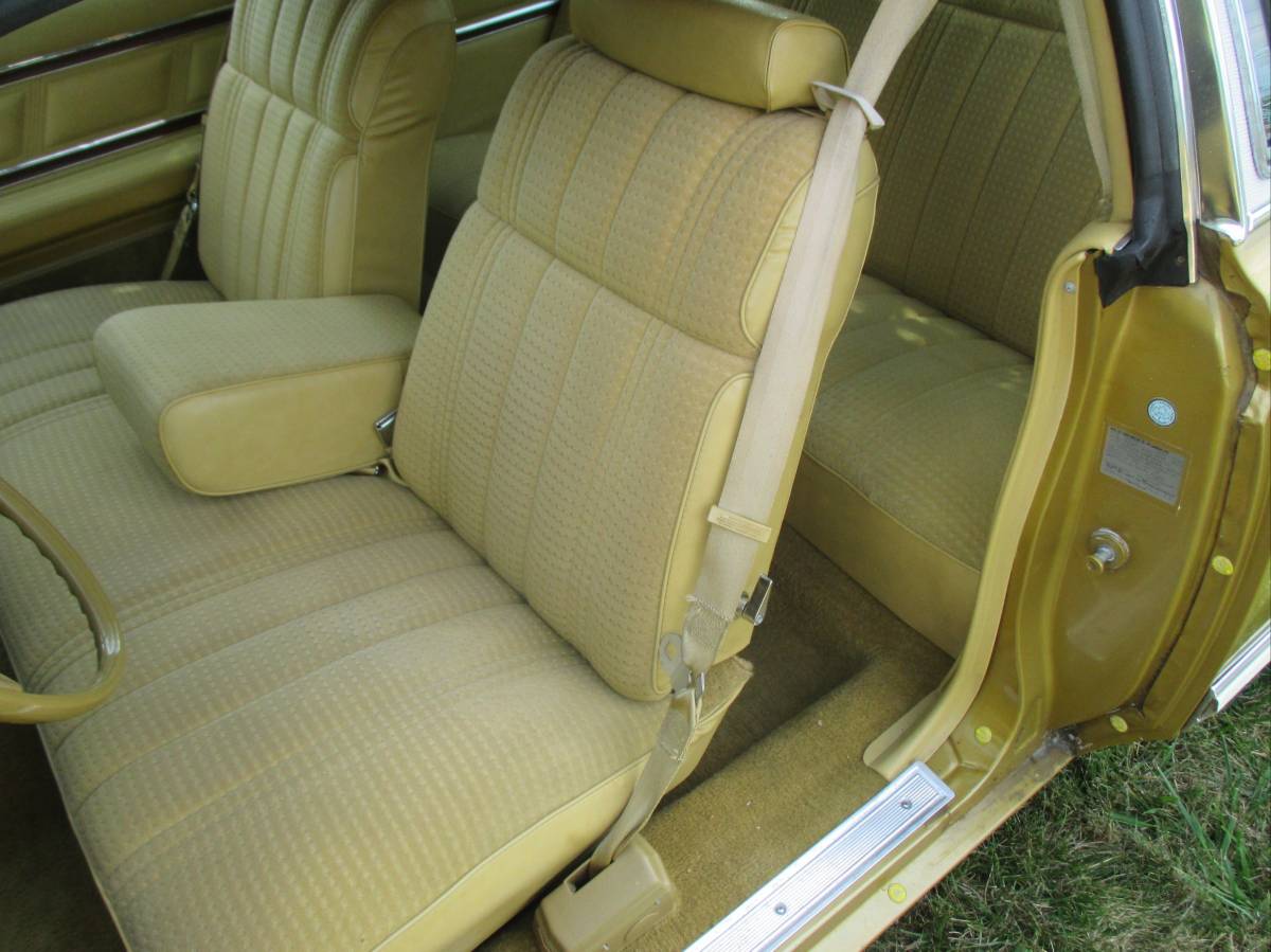 Ford-ltd-landau-1977-custom-5