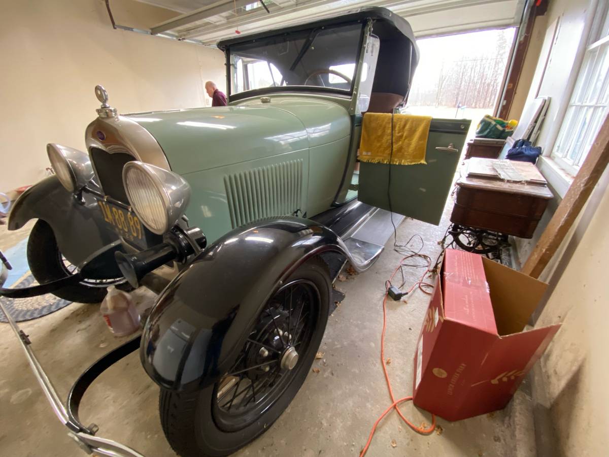 Ford-model-a-1928-green-2