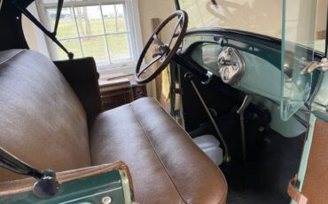 Ford-model-a-1928-green-3