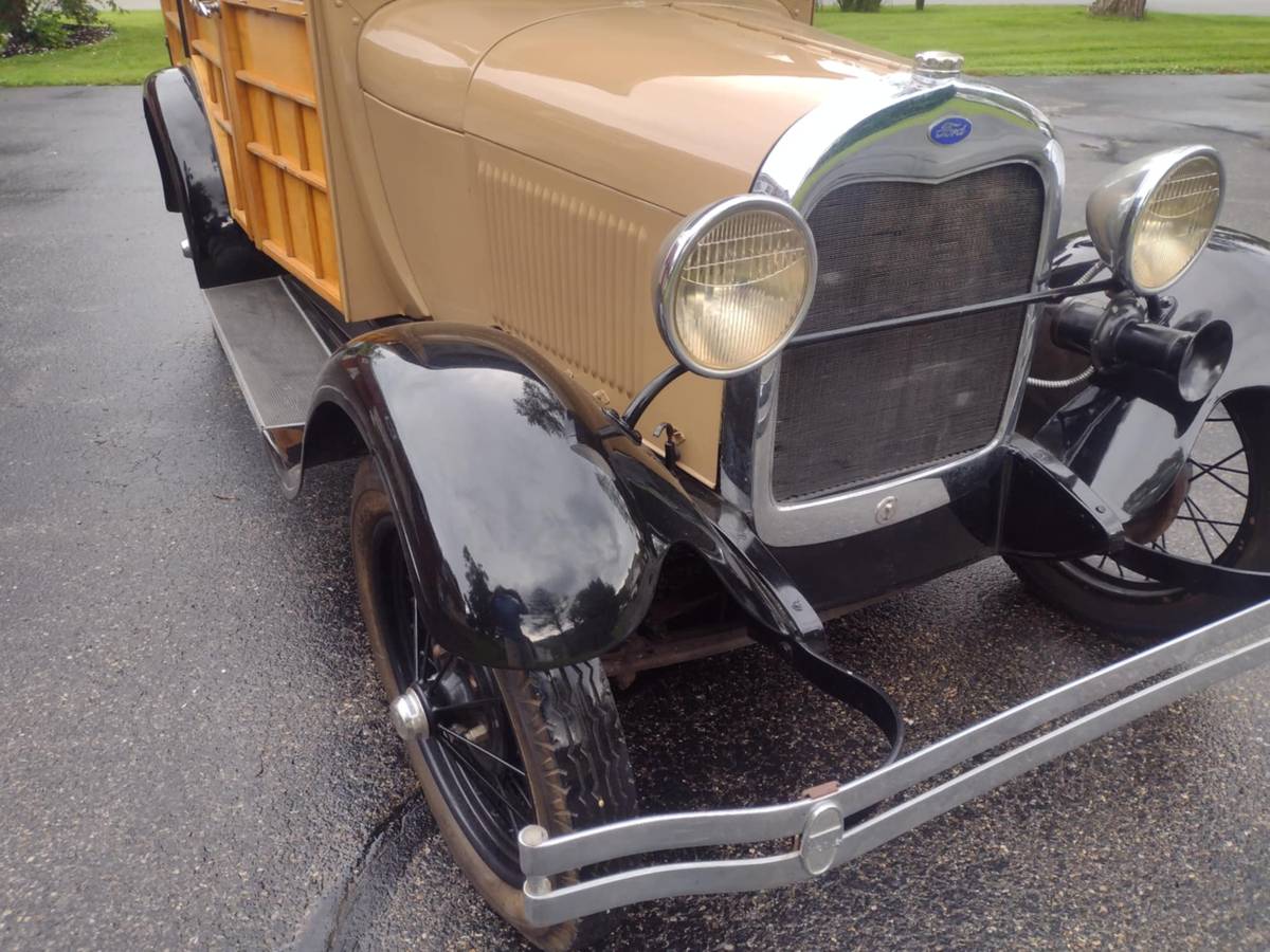 Ford-model-a-1929-brown-20