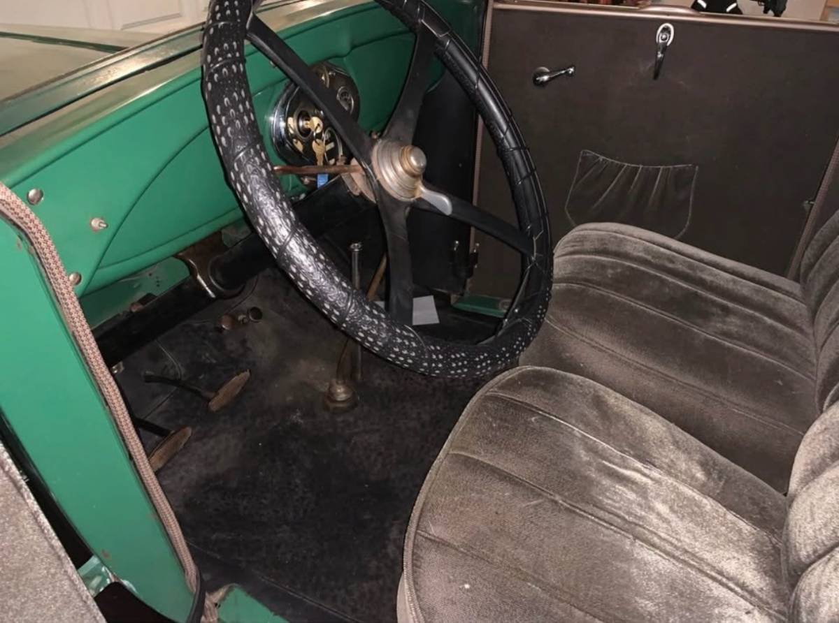 Ford-model-a-1929-green-3
