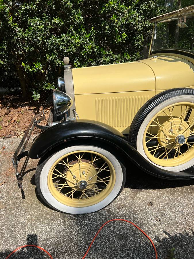 Ford-model-a-1929-yellow-4