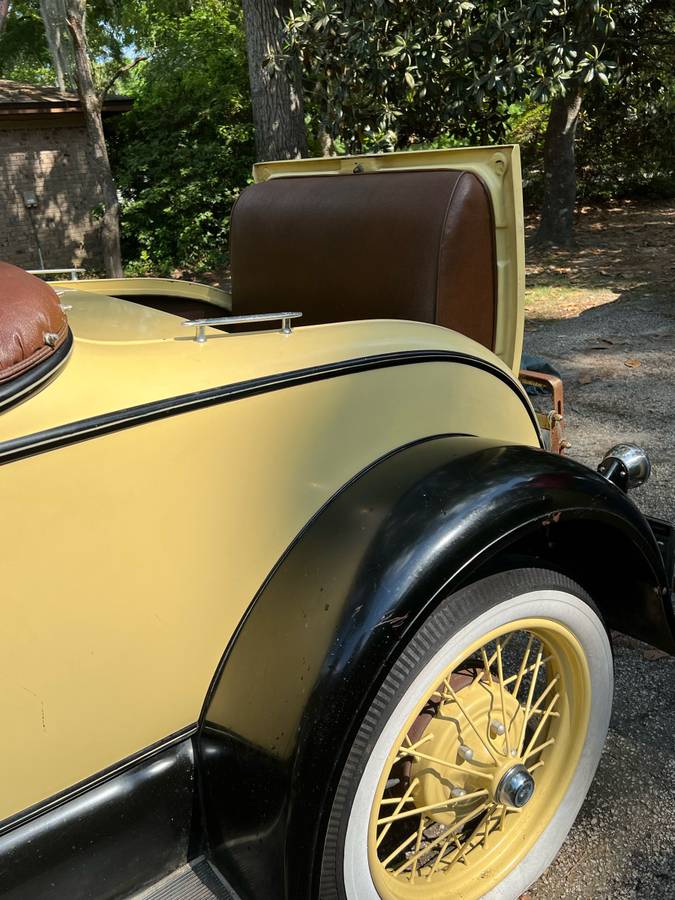 Ford-model-a-1929-yellow-5