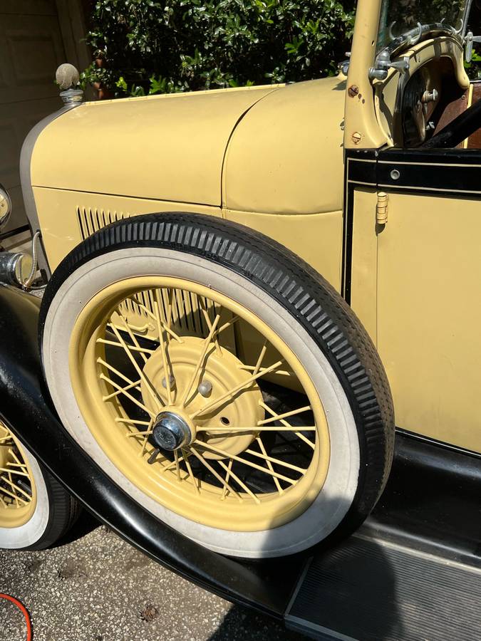Ford-model-a-1929-yellow-6