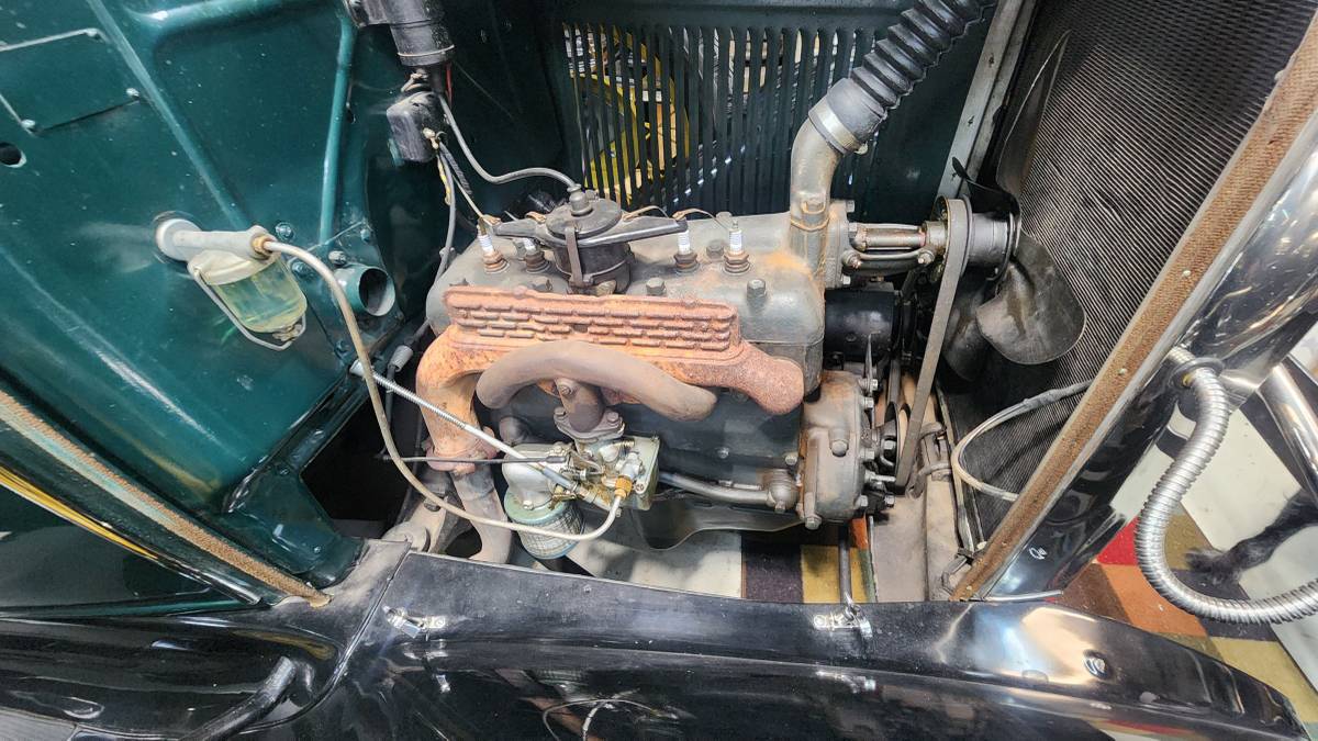 Ford-model-a-1931-green-10