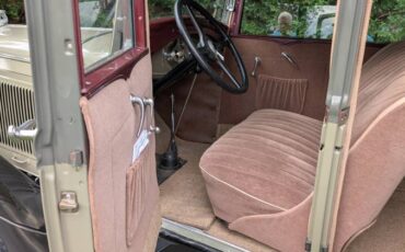 Ford-model-a-4-door-slant-window-1931-green-5