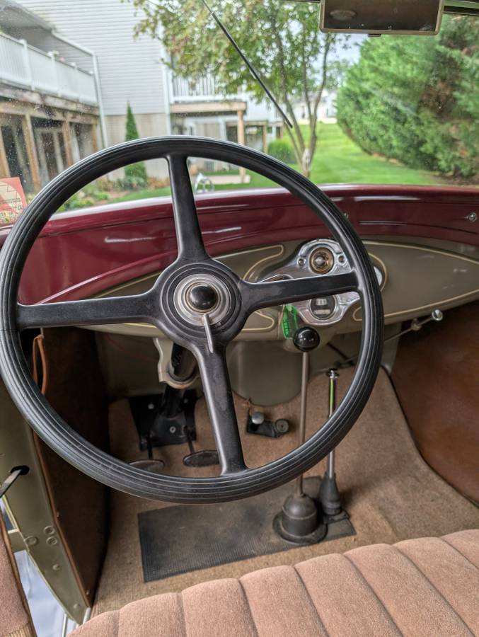 Ford-model-a-4-door-slant-window-1931-green-7