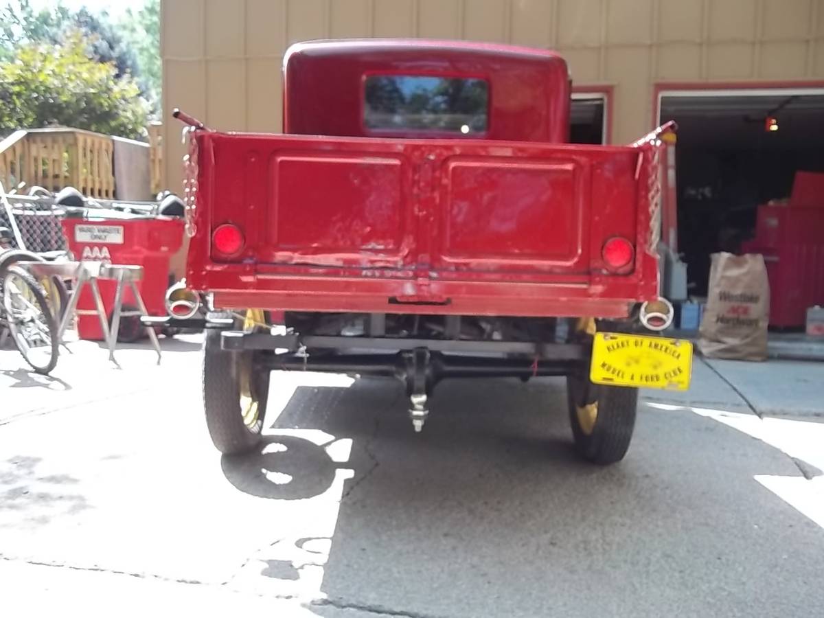 Ford-model-a-closed-cab-pickup-1930-red-12