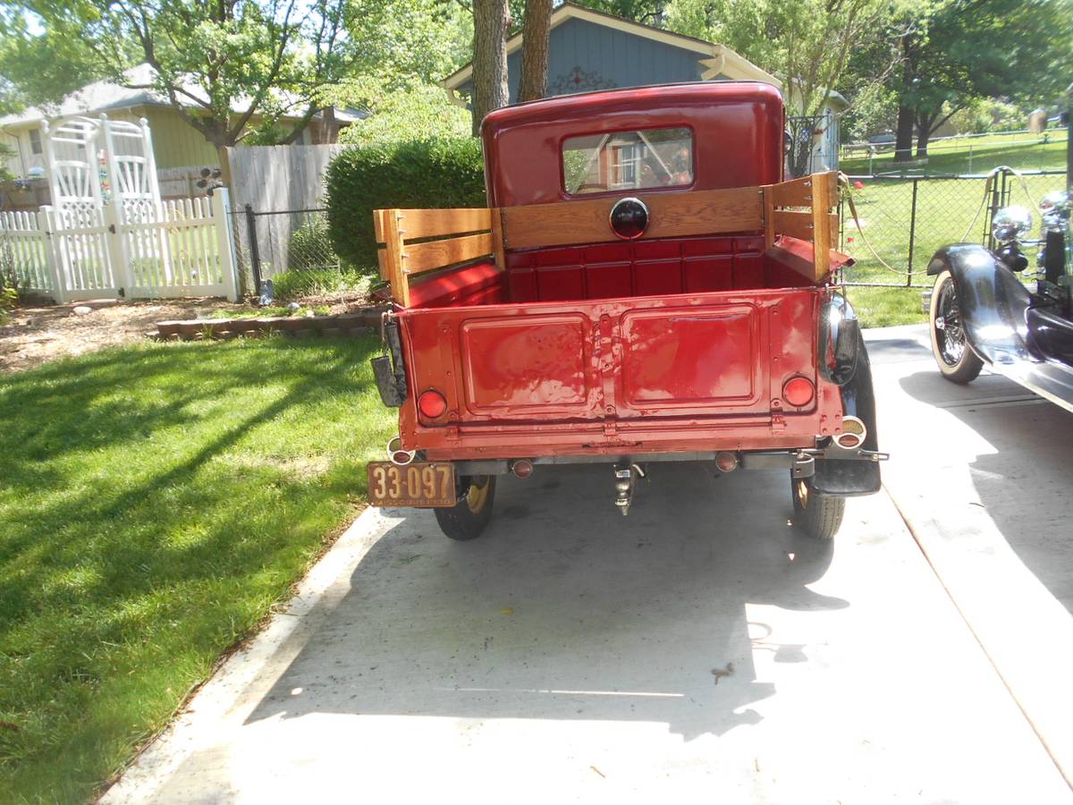Ford-model-a-closed-cab-pickup-1930-red-26