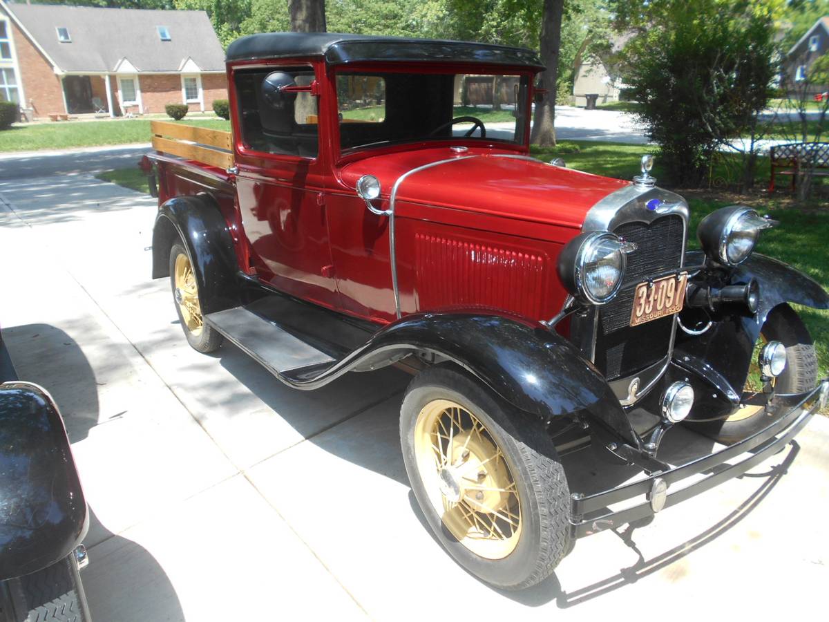 Ford-model-a-closed-cab-pickup-1930-red-40