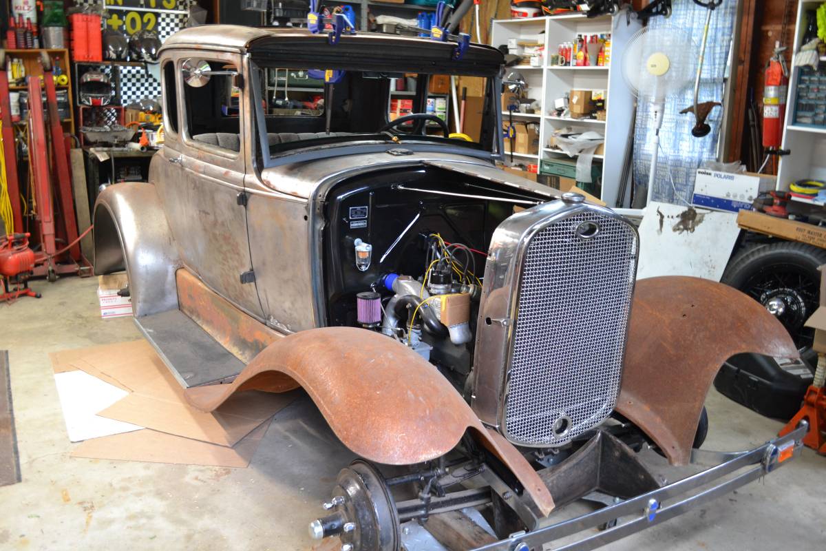 Ford-model-a-coupe-1931-green-18