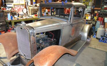 Ford-model-a-coupe-1931-green-19