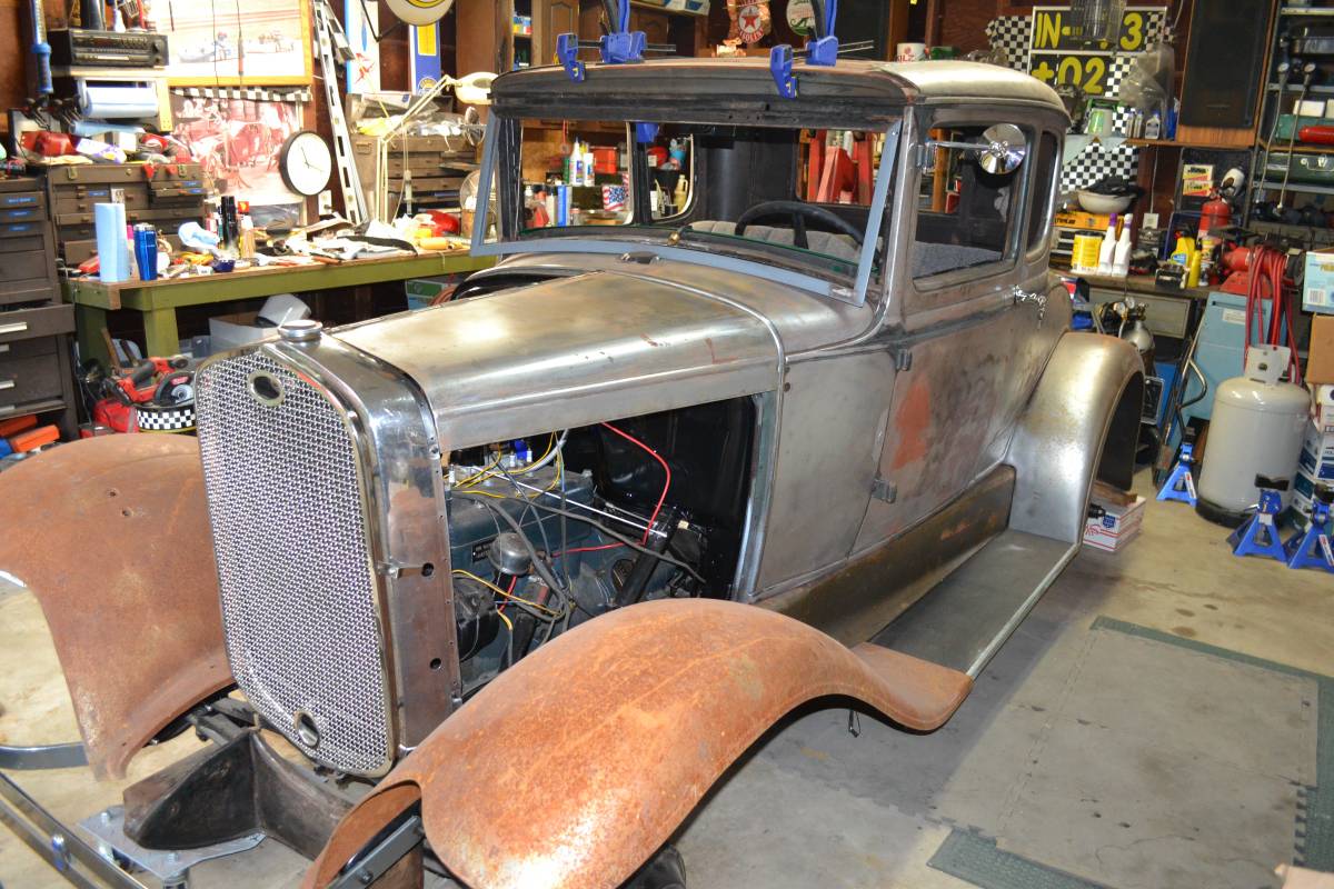Ford-model-a-coupe-1931-green-19