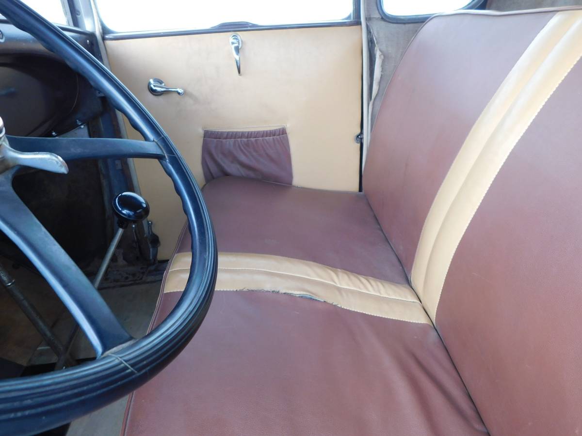 Ford-model-a-coupe.-1929-4