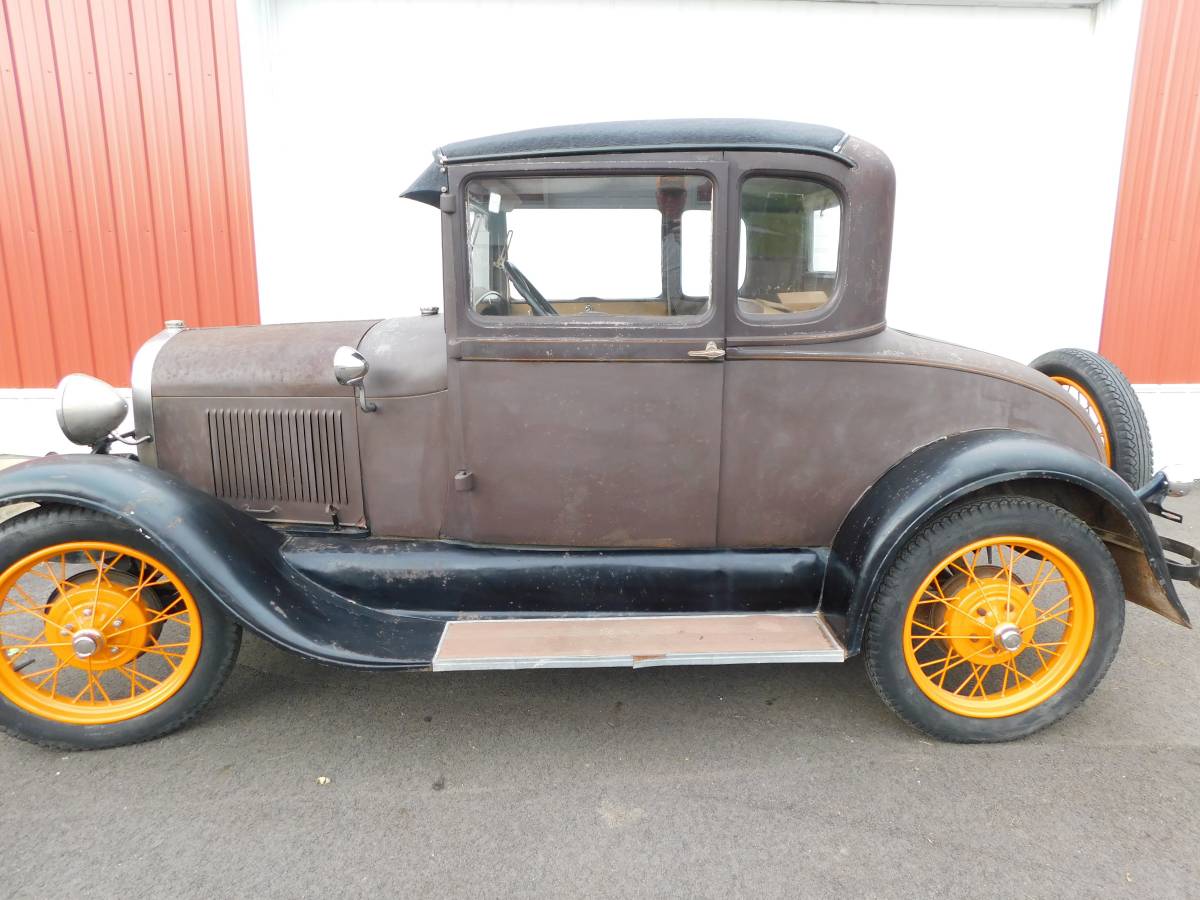 Ford-model-a-coupe.-1929-5