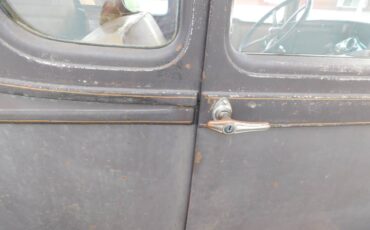 Ford-model-a-coupe.-1929-7