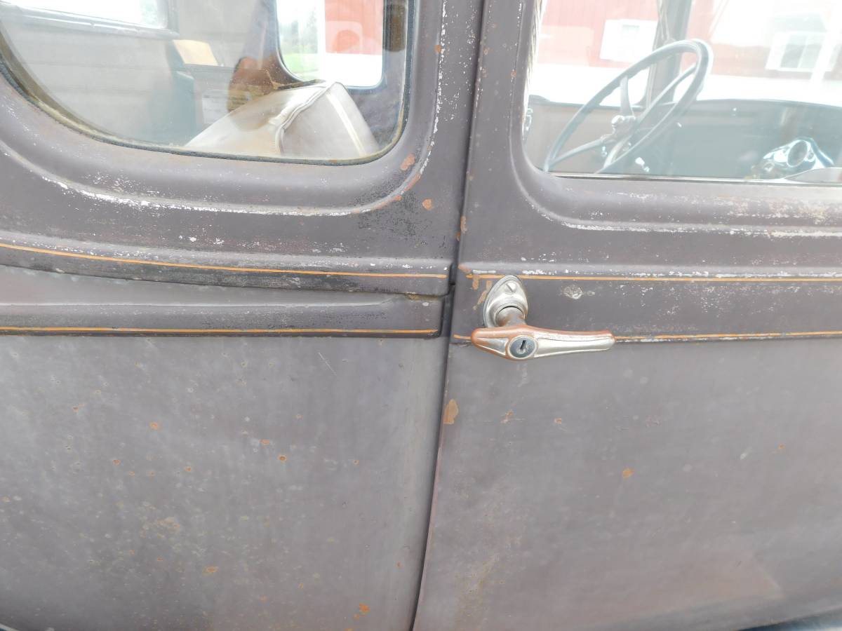 Ford-model-a-coupe.-1929-7
