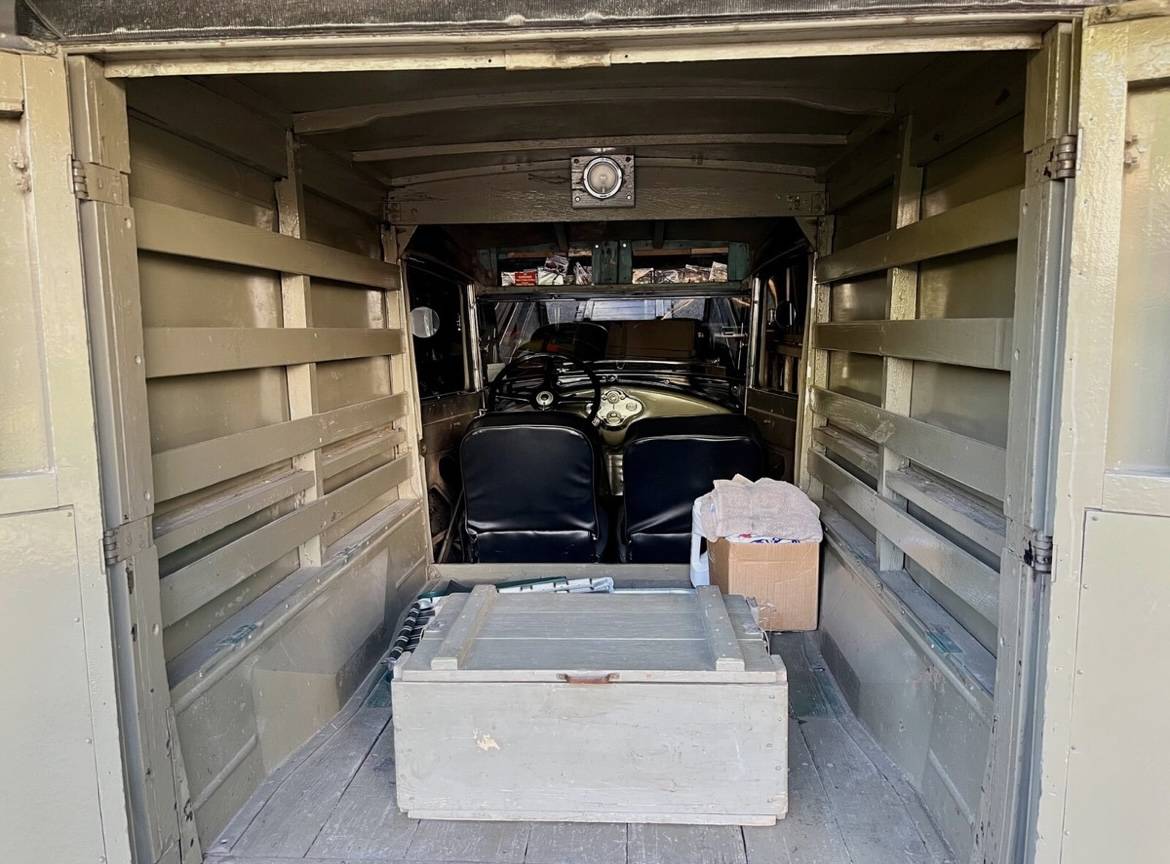 Ford-model-a-panel-delivery-truck-1930-6